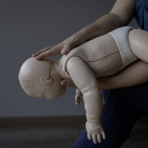 Atragantamiento en lactantes y niños: cómo actuar y prevenir